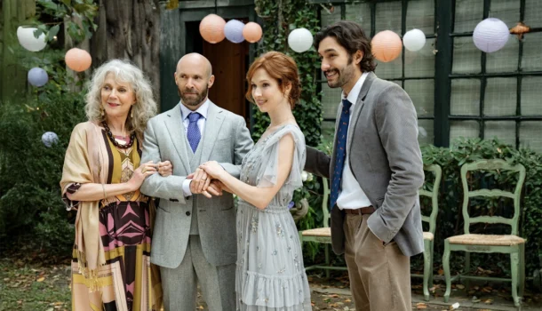 A breath of lightness: romantic comedy on Netflix will make your problems feel tiny