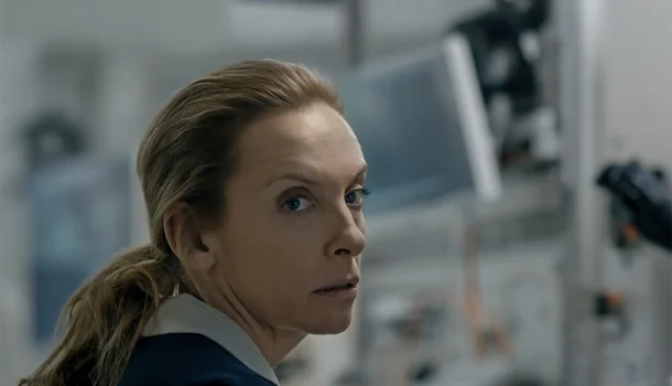 Based on the philosophical current of utilitarianism, this Netflix film will tie your brain in knots